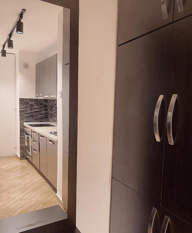Diamond Apartment Prishtina 2 Приштина Екстер'єр фото